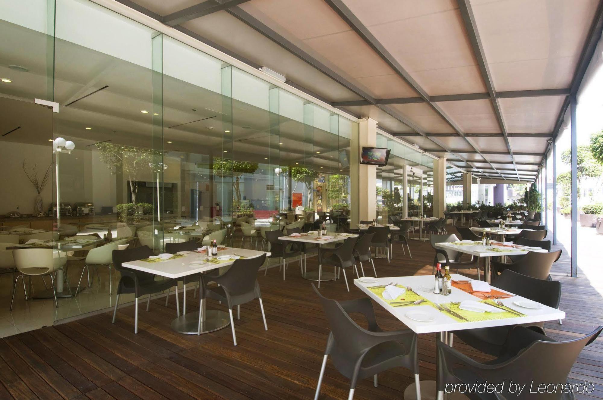 Fiesta Inn Insurgentes Sur Мехико Ресторан фото